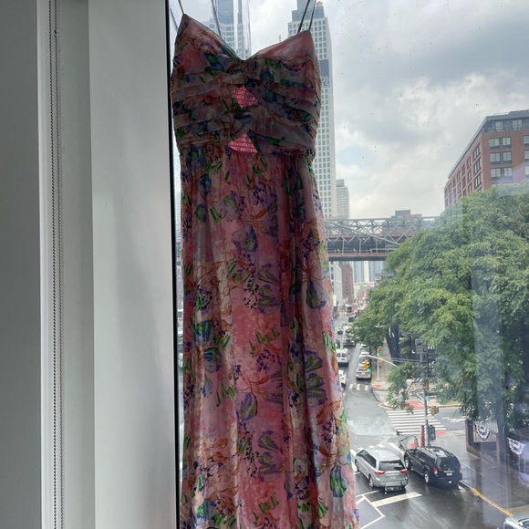 NWT Astr the Label Floral MIDI Dress! Never been worn! - Picture 2 of 7